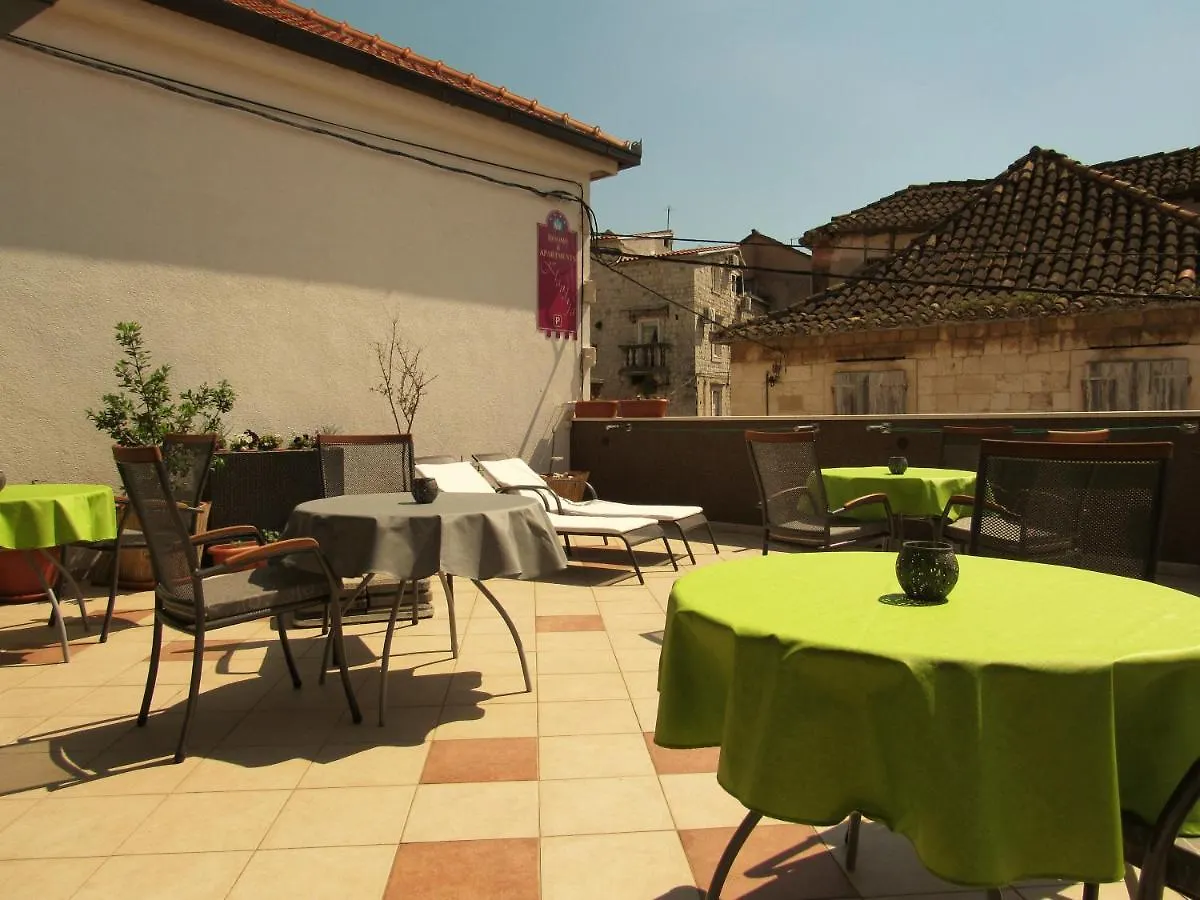 Guest House Klaudija Trogir