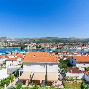 Carija *** Trogir